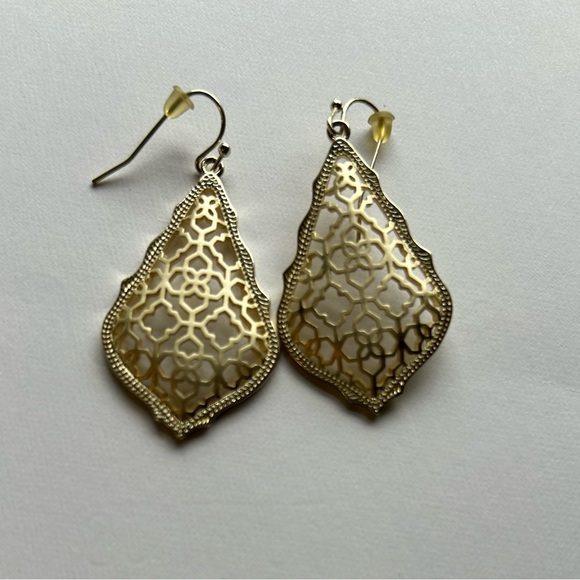 Kendra Scott gold filigree earring - Picture 3 of 3